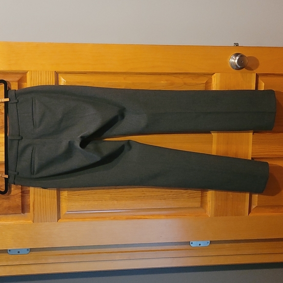 Express Columnist Dress Pants Size 2 - Picture 2 of 4